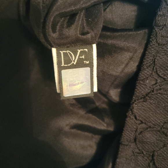 DVF Diane Von Furstenberg Sarita Flower Lace Dress in Black, Size 12 - Picture 9 of 12